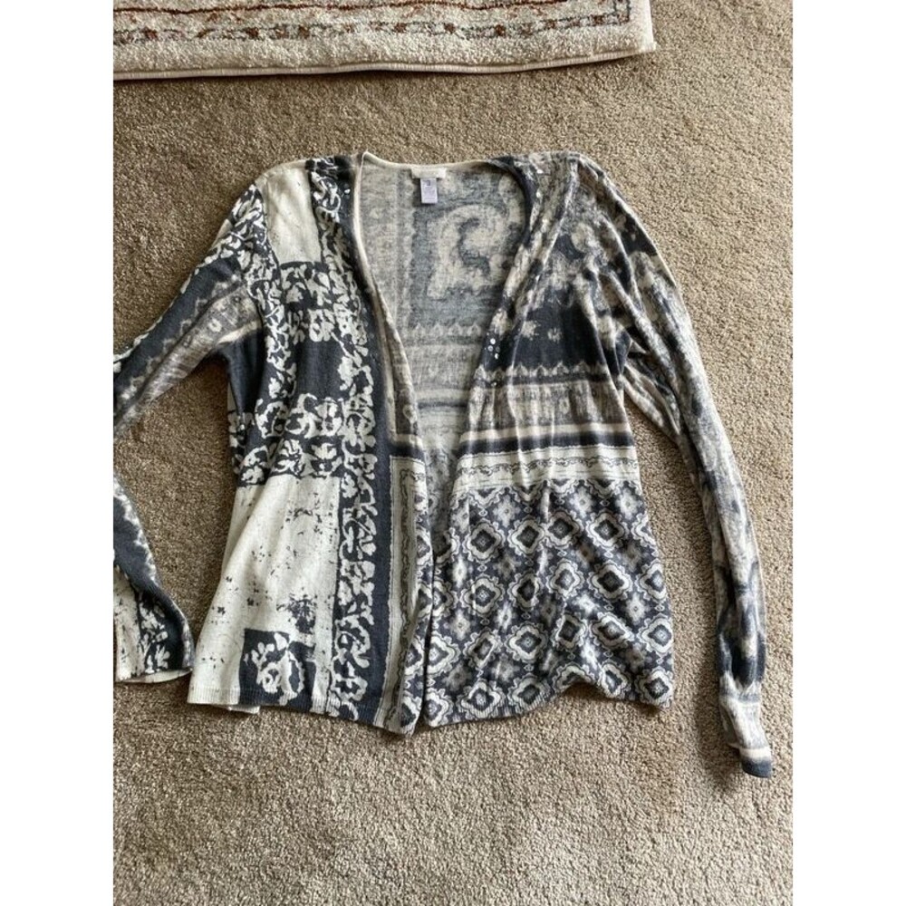Chicos is size 3 gray cardigan XL